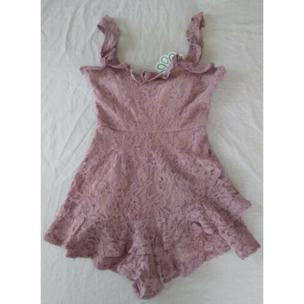 In the Beginning Mauve Floral Lace Ruffles Lined Halter Romper Size Small NWT